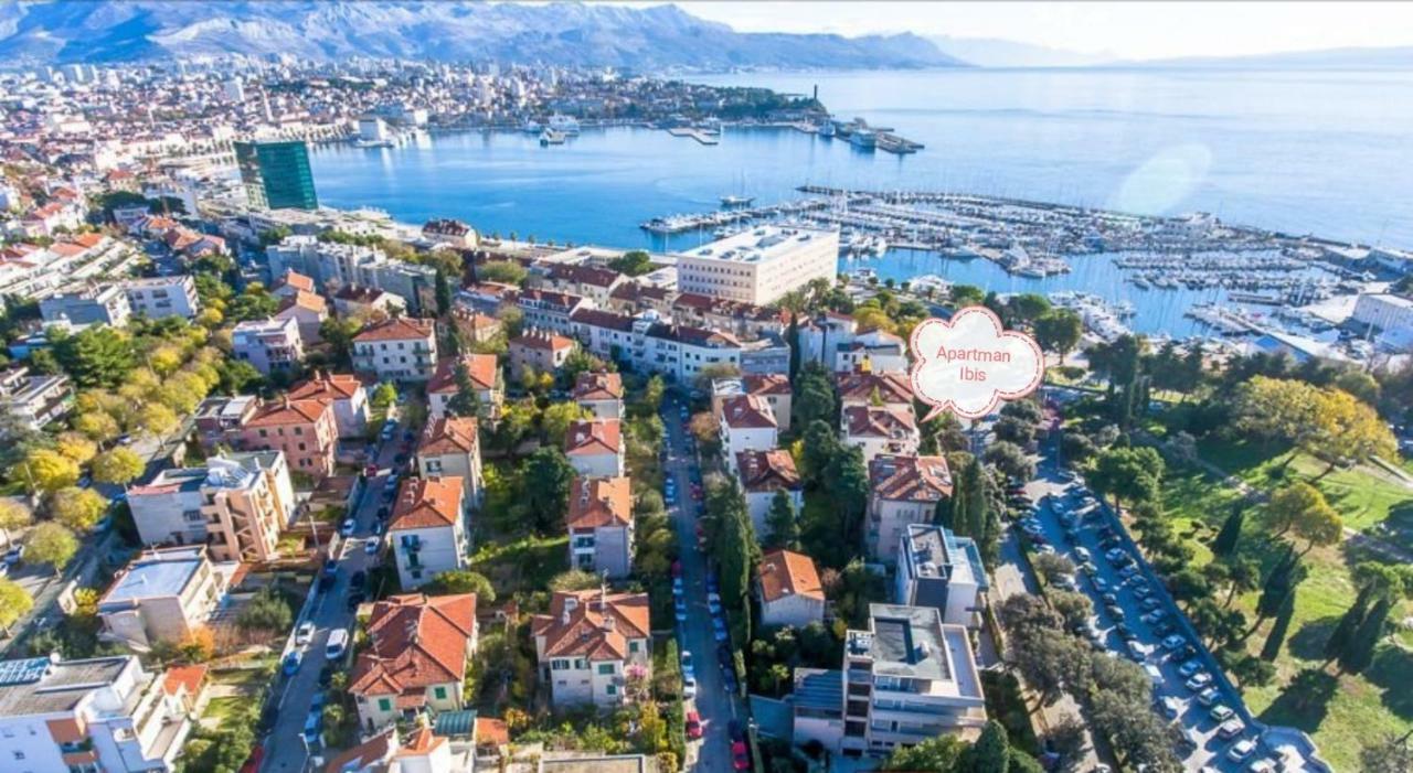 Ibis Your Cosy Oasis With Private Parking And Patio Split Exteriér fotografie