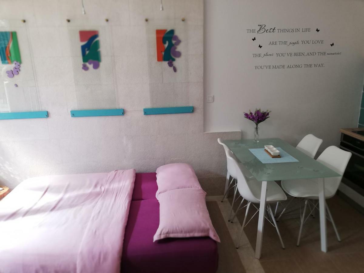 Ibis Your Cosy Oasis With Private Parking And Patio Split Exteriér fotografie