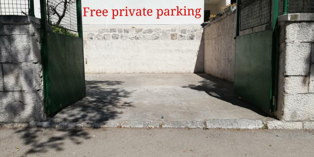 Ibis Your Cosy Oasis With Private Parking And Patio Split Exteriér fotografie